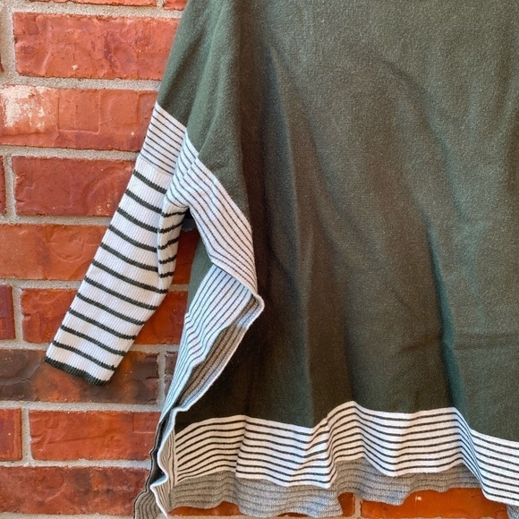 Chichwish womens large green stripe mock neck poncho sweater - Picture 3 of 9